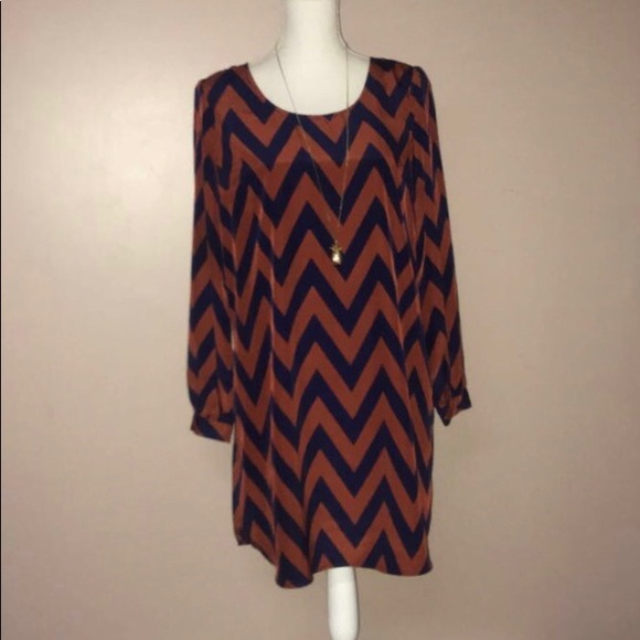 Chevron Dress 〰️ - Picture 4 of 6